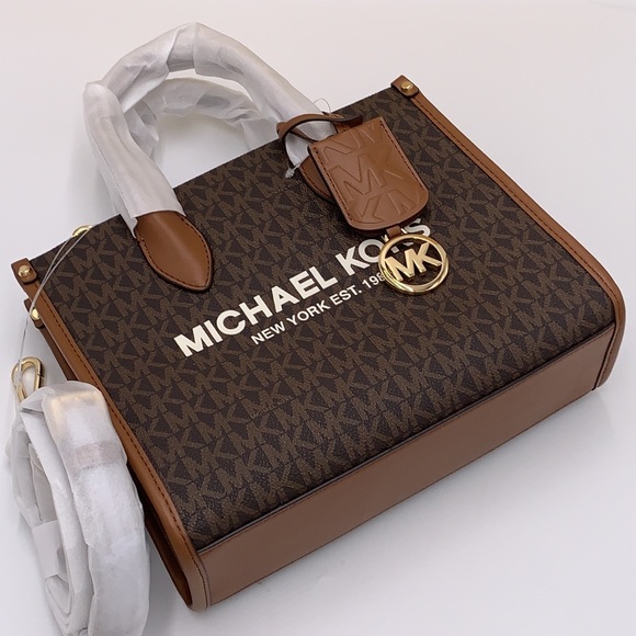 BEST PRICE 🔥Michael Kors Mirella Small Logo Crossbody Bag Brown signatur… - Picture 7 of 14